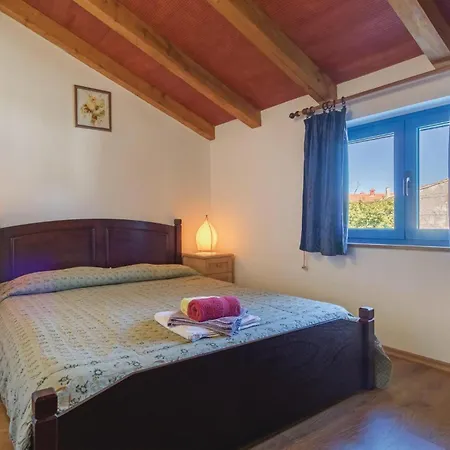 Kamena Vas Kamena Vas * Karojba